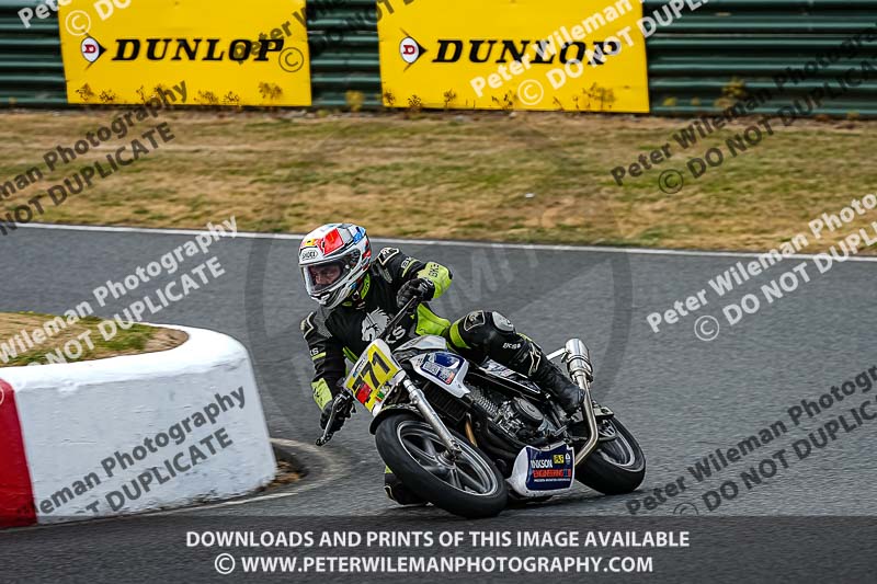 enduro digital images;event digital images;eventdigitalimages;mallory park;mallory park photographs;mallory park trackday;mallory park trackday photographs;no limits trackdays;peter wileman photography;racing digital images;trackday digital images;trackday photos